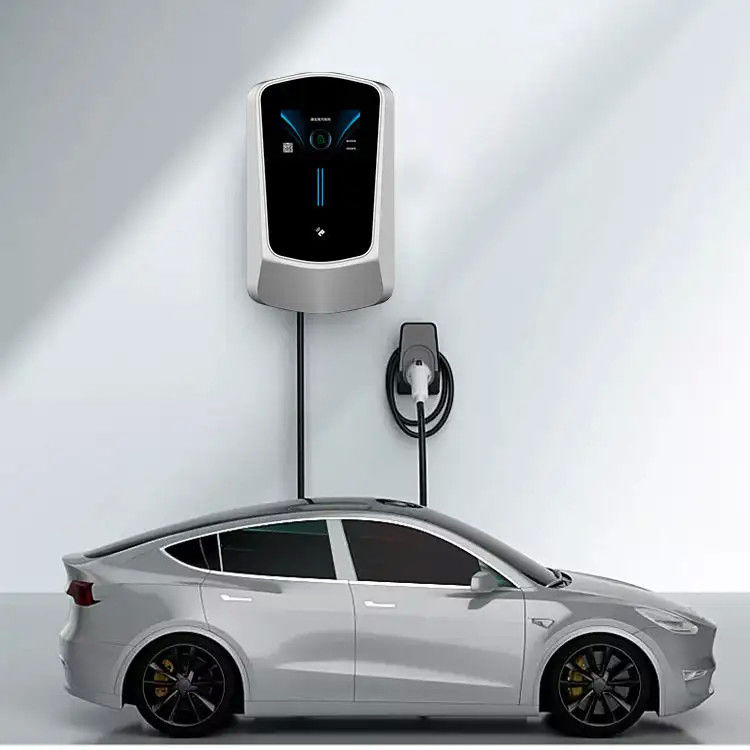 Puntos de carga del coche montado en la pared de la pantalla 11kw 22kw de 4,3 pulgadas con 5 metros de cable